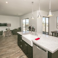 Breakers-Farmhouse Sink Breakers-Farmhouse Sink